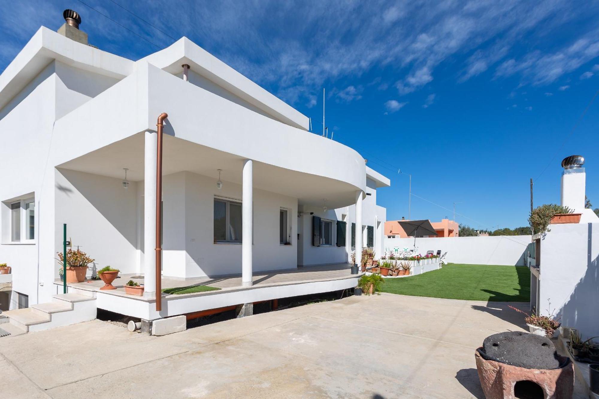 Villa Greca Holiday Rooms Sant Isidoro  المظهر الخارجي الصورة
