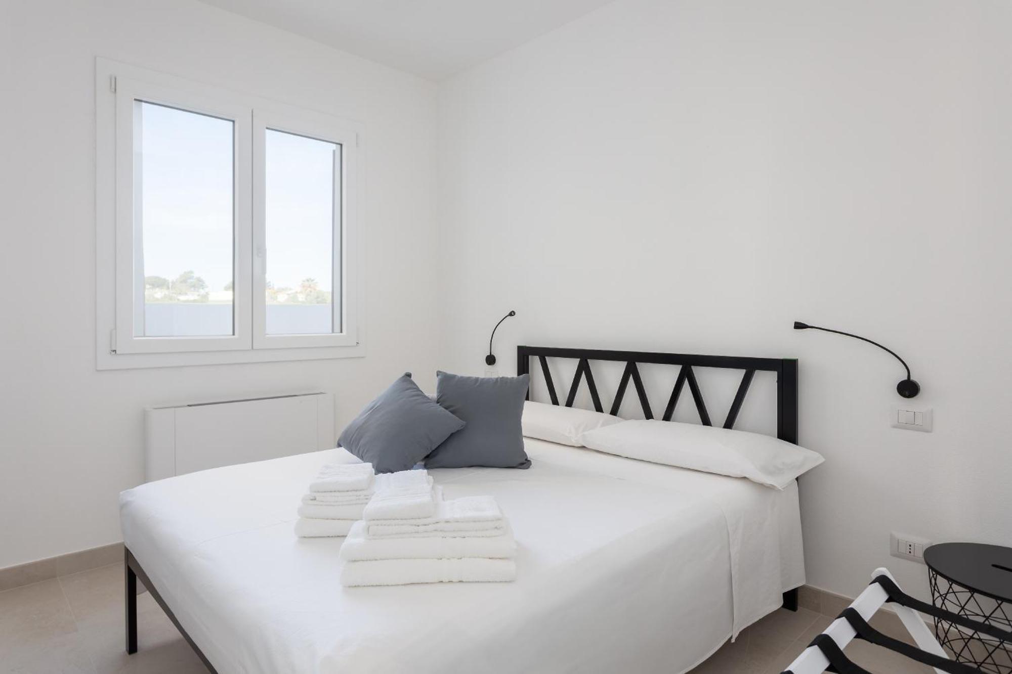 Villa Greca Holiday Rooms Sant Isidoro  المظهر الخارجي الصورة