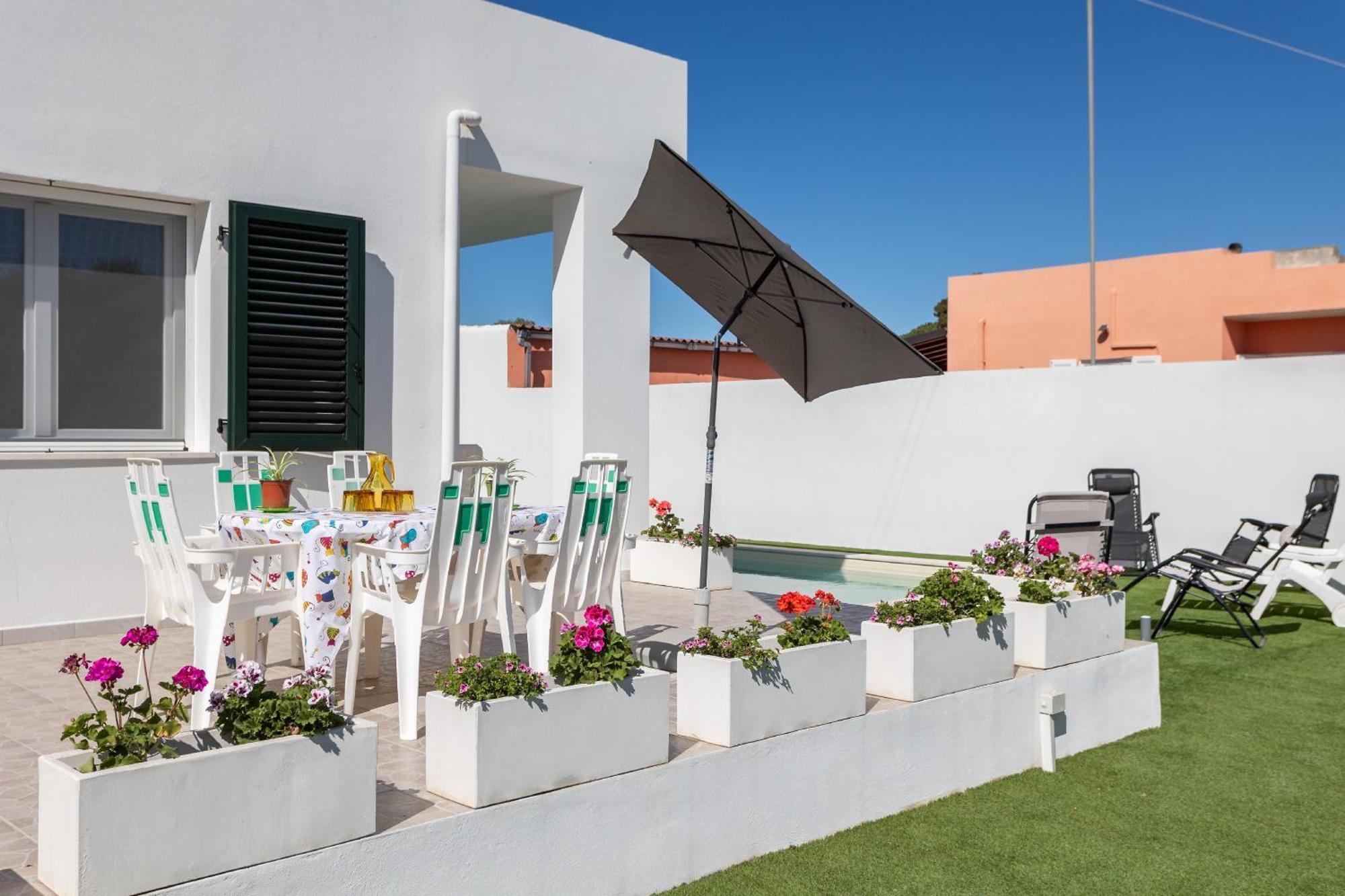 Villa Greca Holiday Rooms Sant Isidoro  المظهر الخارجي الصورة